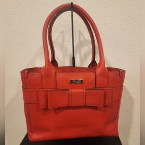 Kate Spade New York Quinn Villa Avenue leather shoulder bag in red.